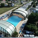 Zecamping 4 Etoiles Familial Piscine Couverte Restaurant Et Aire De Jeux 4* ラ・フォット・シュル・メール