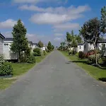 Zecamping 4 Familial Piscine Couverte Restaurant Et Aire De Jeux La Faute-sur-Mer