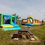 Zecamping 4 Familial Piscine Couverte Restaurant Et Aire De Jeux 4* La Faute-sur-Mer