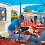 Zecamping 4 Familial Piscine Couverte Restaurant Et Aire De Jeux 4*