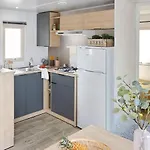 Luxussátor Zecamping 4 Familial Piscine Couverte Restaurant Et Aire De Jeux