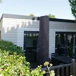 Zecamping 4 Familial Piscine Couverte Restaurant Et Aire De Jeux