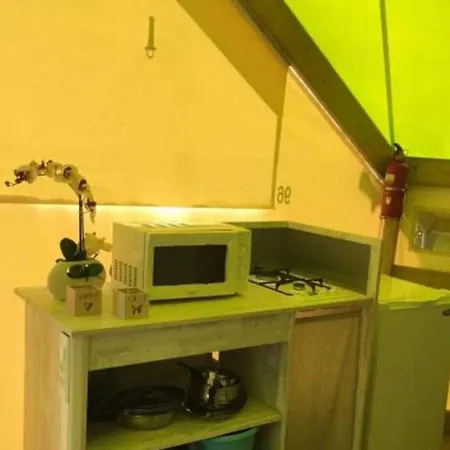 4 Etoiles - Piscine - Eeebgi