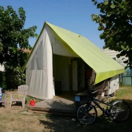 4 Etoiles - Piscine - Eeebgi Luxuszelt