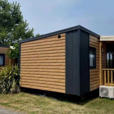 4 Etoiles - Piscine - Eeebgi *