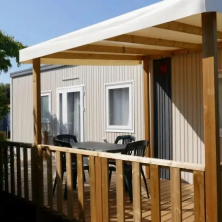 营地 4 Etoiles - Piscine - Eeebgi 滨海拉福特