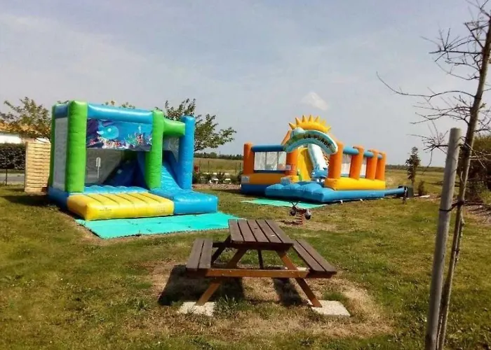 Campingplatz 4 Etoiles - Piscine - Eeebgi