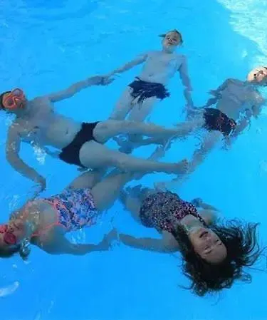 Zecamping 4 Familial Piscine Couverte Restaurant Et Aire De Jeux La Faute-sur-Mer