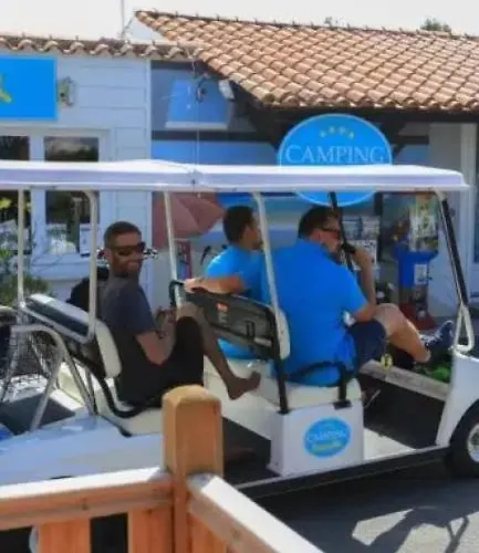 Zecamping 4 Familial Piscine Couverte Restaurant Et Aire De Jeux La Faute-sur-Mer