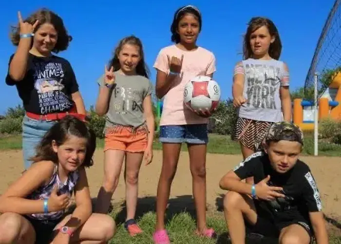 Zecamping 4 Familial Piscine Couverte Restaurant Et Aire De Jeux Luxe tent La Faute-sur-Mer