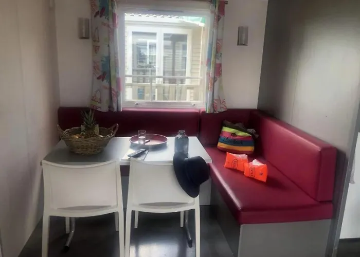 Zecamping 4 Familial Piscine Couverte Restaurant Et Aire De Jeux Luxe tent