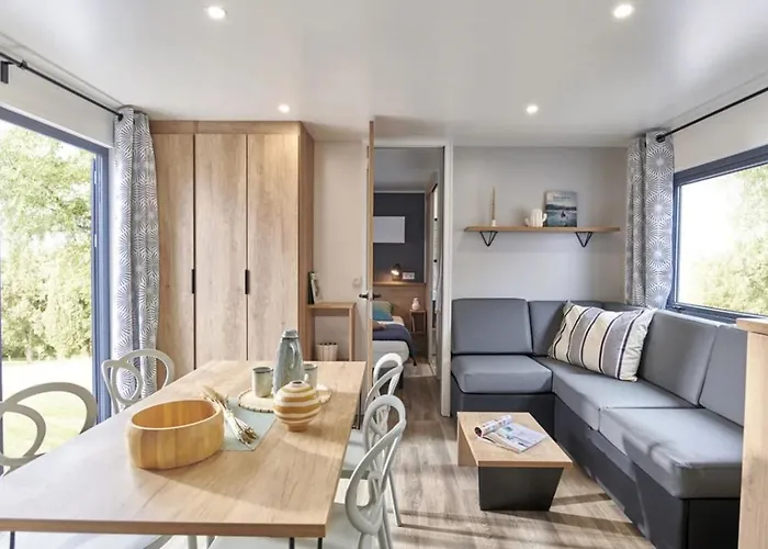 Zecamping 4 Familial Piscine Couverte Restaurant Et Aire De Jeux Luxe tent