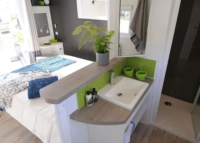 营地 4 Etoiles - Piscine - Eeebgi