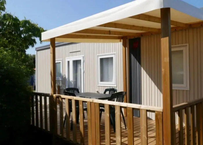 营地 4 Etoiles - Piscine - Eeebgi 滨海拉福特