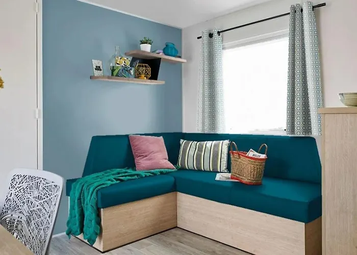 Zecamping 4 Familial Piscine Couverte Restaurant Et Aire De Jeux Luxe tent